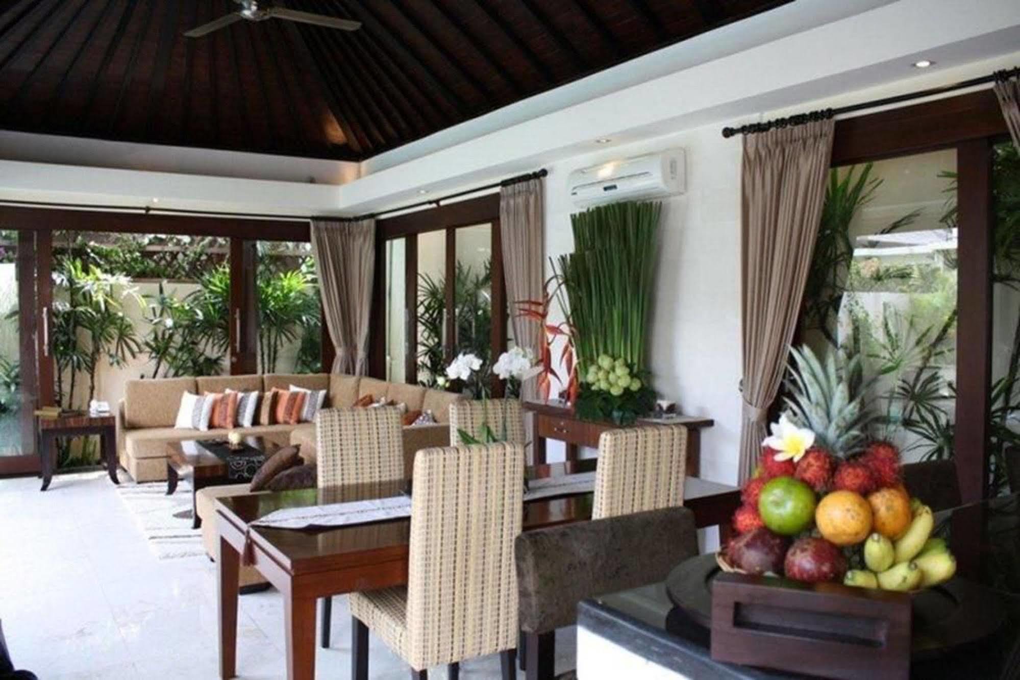 The Seri Villas Seminyak By Premier Hospitality Asia ภายนอก รูปภาพ