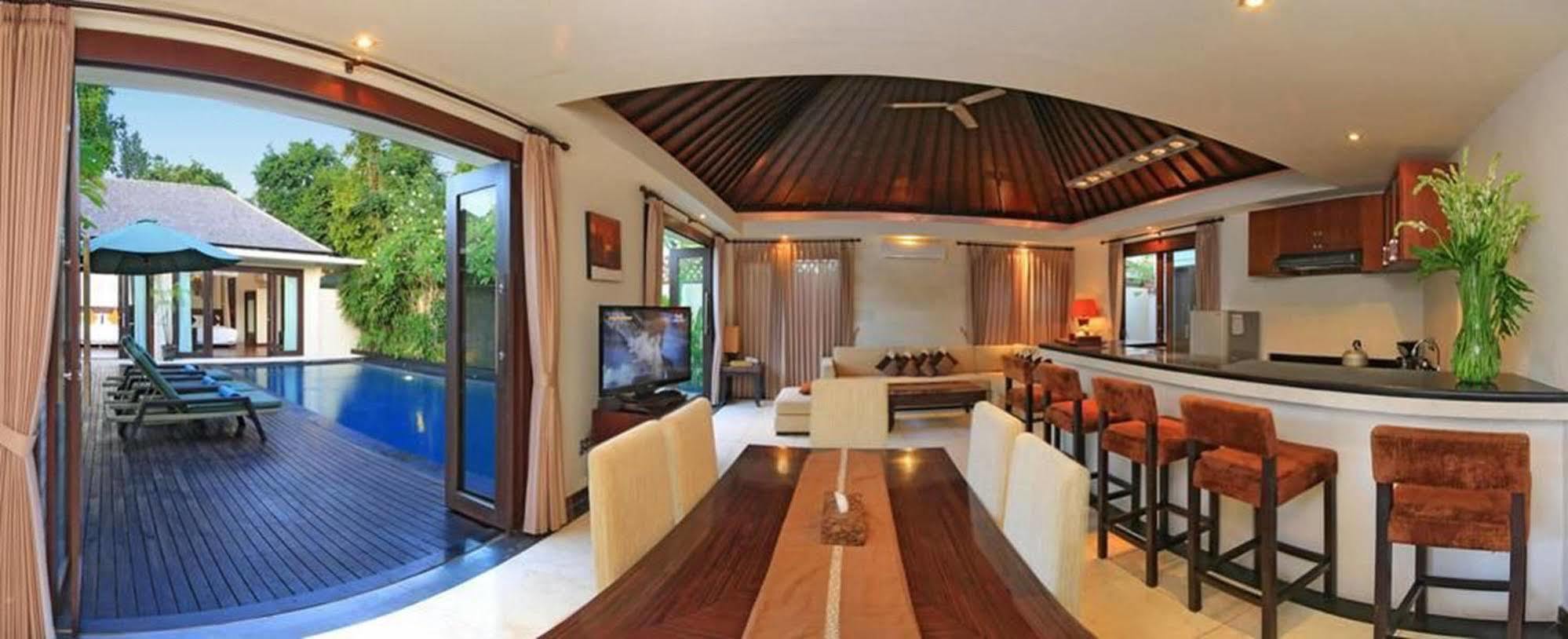 The Seri Villas Seminyak By Premier Hospitality Asia ภายนอก รูปภาพ